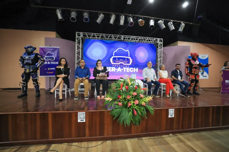 Tecnologia a serviço da educação pública de qualidade, inclusiva e digital