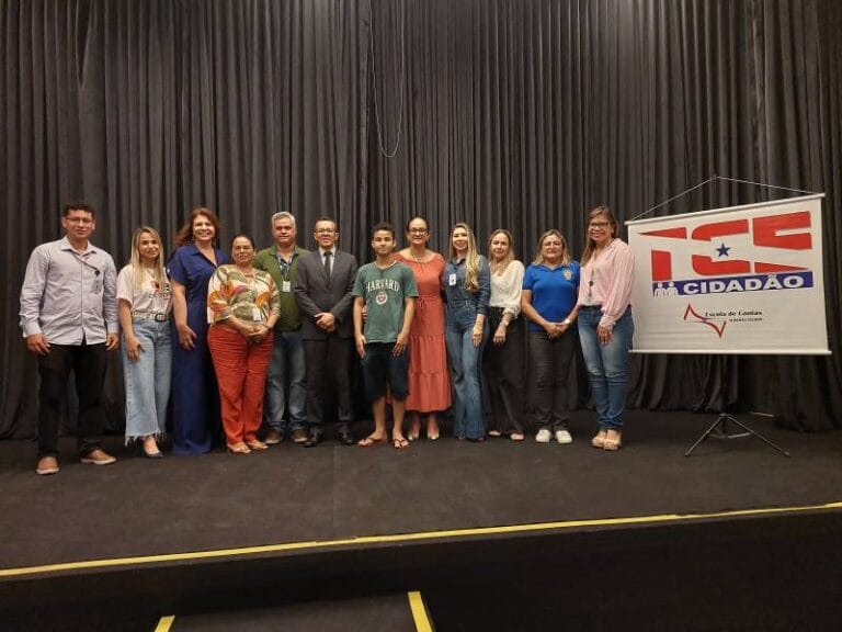 Tribunal de Contas do Estado leva palestra sobre cidadania para UsiPaz Cabanagem