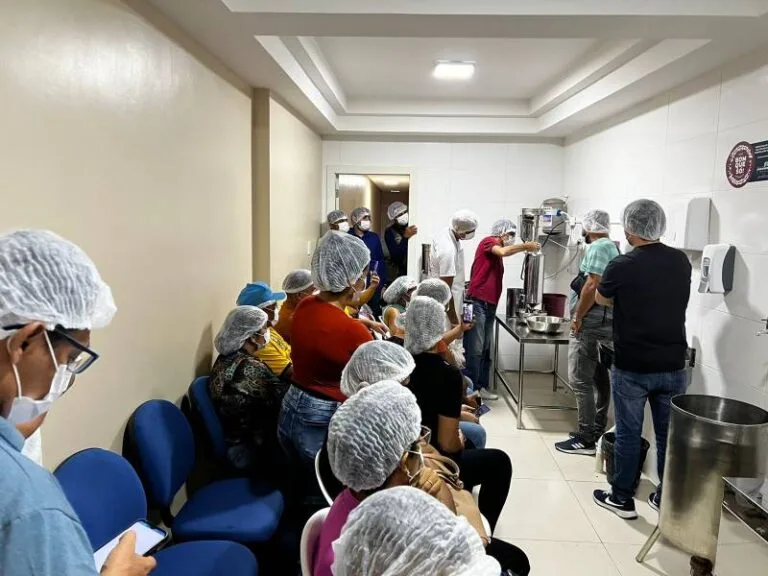 SEDEC através da Casa do Açaí realiza curso de Boas práticas na manipulação de alimentos