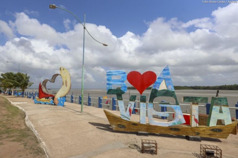 Helder Inaugura Nova Orla de Boa Vista em Quatipuru