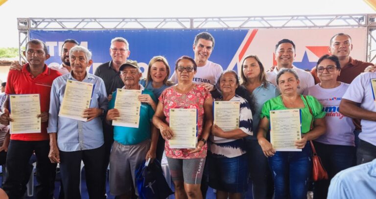Governo do Pará Concede Títulos de Terra a Agricultores de Abaetetuba