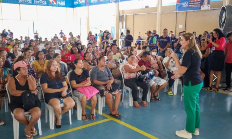 Governo do Pará Entrega Mais de 500 Óculos para Moradores do Bairro do Guamá