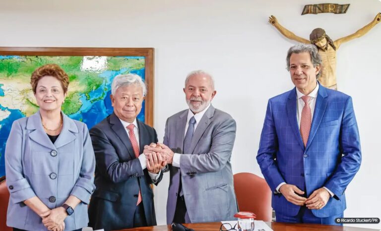 Lula busca parcerias em infraestrutura com instituição financeira chinesa