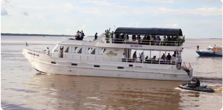 Lula e Macron em Belém: Encontro Bilateral com Foco em Meio Ambiente e Clima