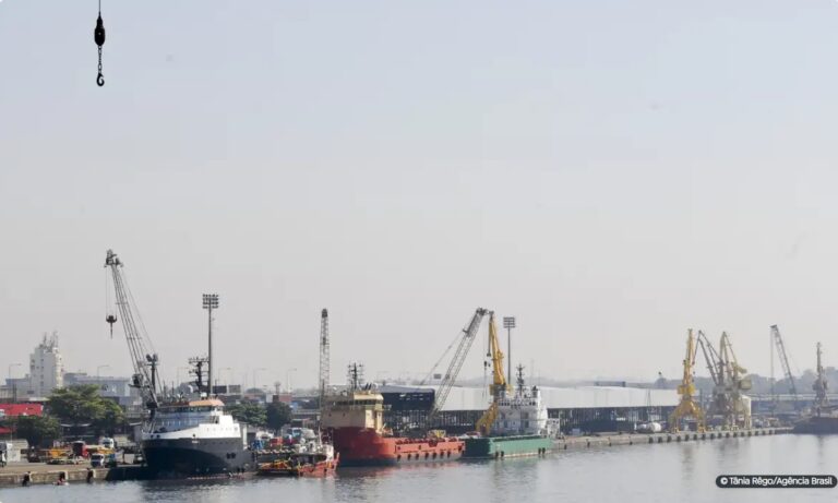 Brasil registrou em março superávit na balança comercial de US$ 7,482 bilhões