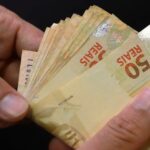 Rendimento Domiciliar do Brasileiro Atinge R$ 1.848 em 2023: Recorde Histórico