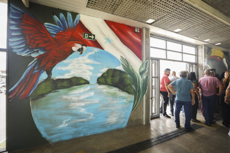 Estações do BRT de Belém se transformam em galerias de arte urbana