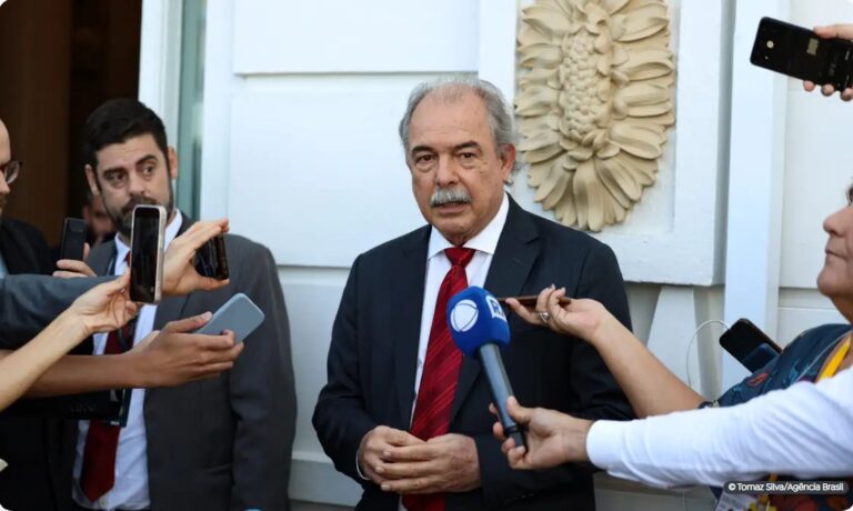 BNDES vai dobrar repasse de lucros ao Tesouro Nacional, anuncia Mercadante