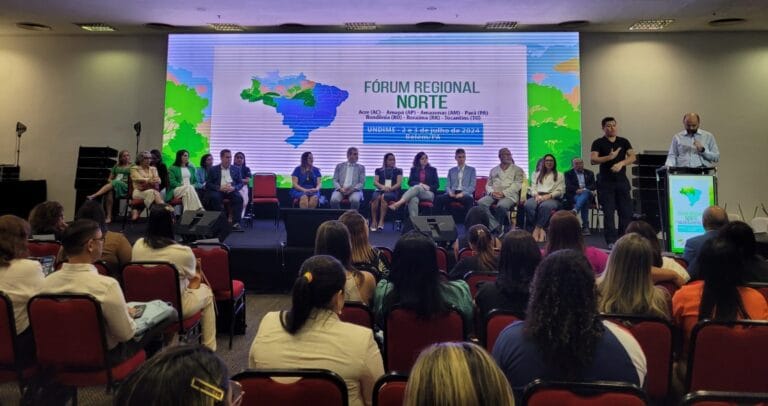 Prefeitura de Belém Compartilha Experiências Educacionais no Fórum de Dirigentes da Região Norte