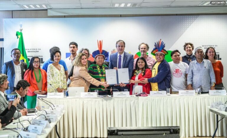Governo Federal Destina Recursos para Educação em Terras Indígenas e Quilombolas