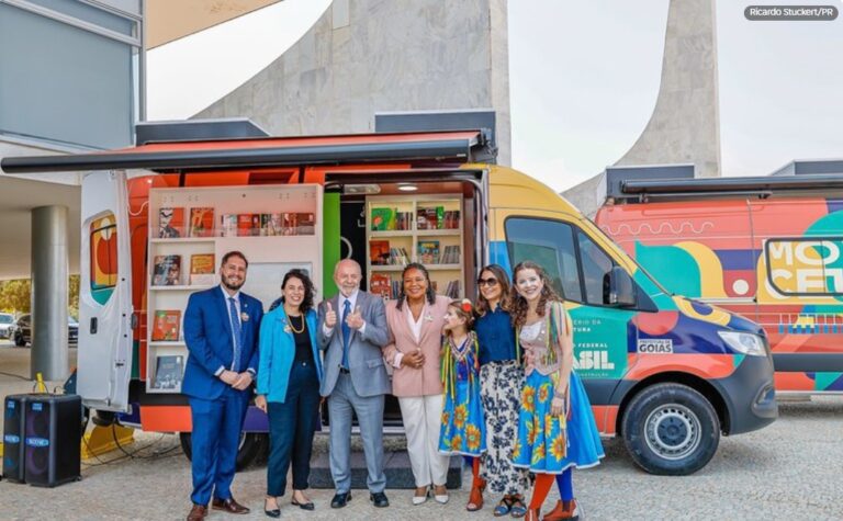 Lula promete levar cultura a todo o Brasil com projeto itinerante