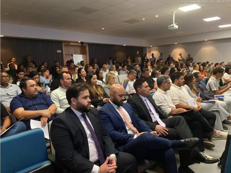 Seduc participa do encontro estratégico de fortalecimento da educação nos municípios