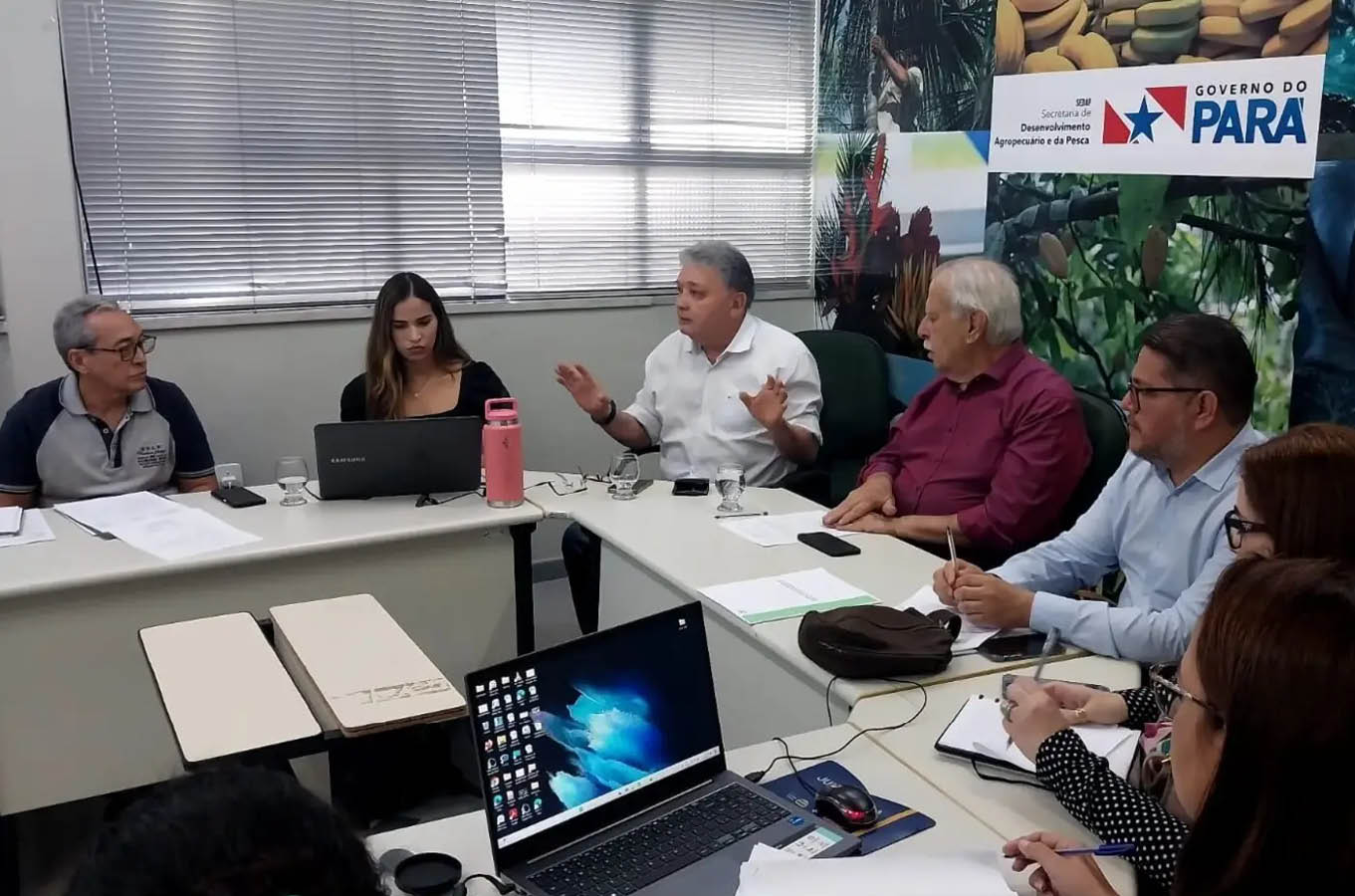 O secretário Giovanni Queiroz, titular da Sedap, presidiu a reunião do Funcacau que aprovou importantes projetos para a expansão da cacauicultura do Pará