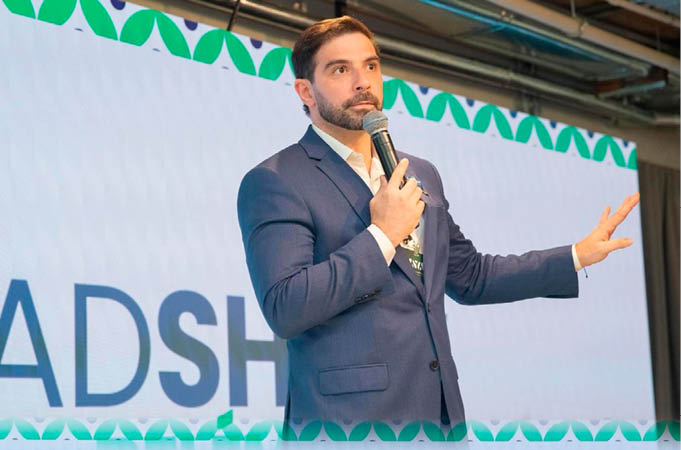 Igor Normando destacou a importâncias das parcerias entre poder público e setor privado para o desenvolvimento da cidade 