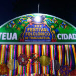 Tracuateua Vive noite de emoção com disputa acirrada entre quadrilhas no Festival Folclórico 2025 Rivalidade saudável anima disputa junina em Tracuateua