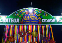 Tracuateua Vive noite de emoção com disputa acirrada entre quadrilhas no Festival Folclórico 2025 Rivalidade saudável anima disputa junina em Tracuateua