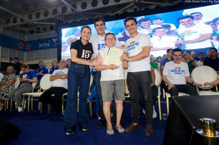 Governo do Pará entrega mais de 300 títulos de terra em Bragança