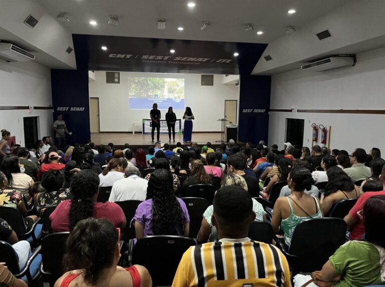 Comunidades participam de consulta popular ao Plano Plurianual