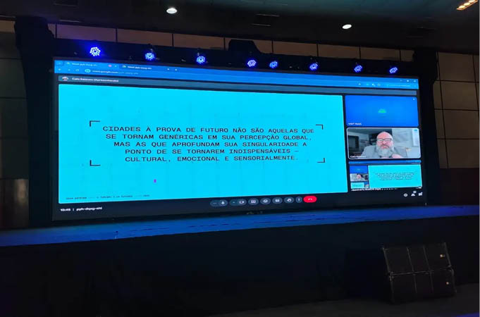 Caio Esteves ministrou a palestra 'Turismo à Prova de Futuro”