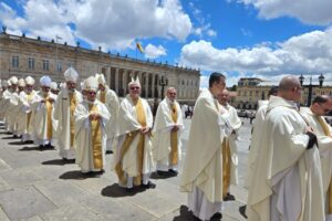 Eclesiásticos em missão -Repam