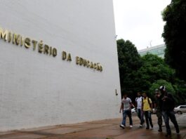 MEC: Escola em tempo integral deve ter jornada mínima de 35 horas semanais
