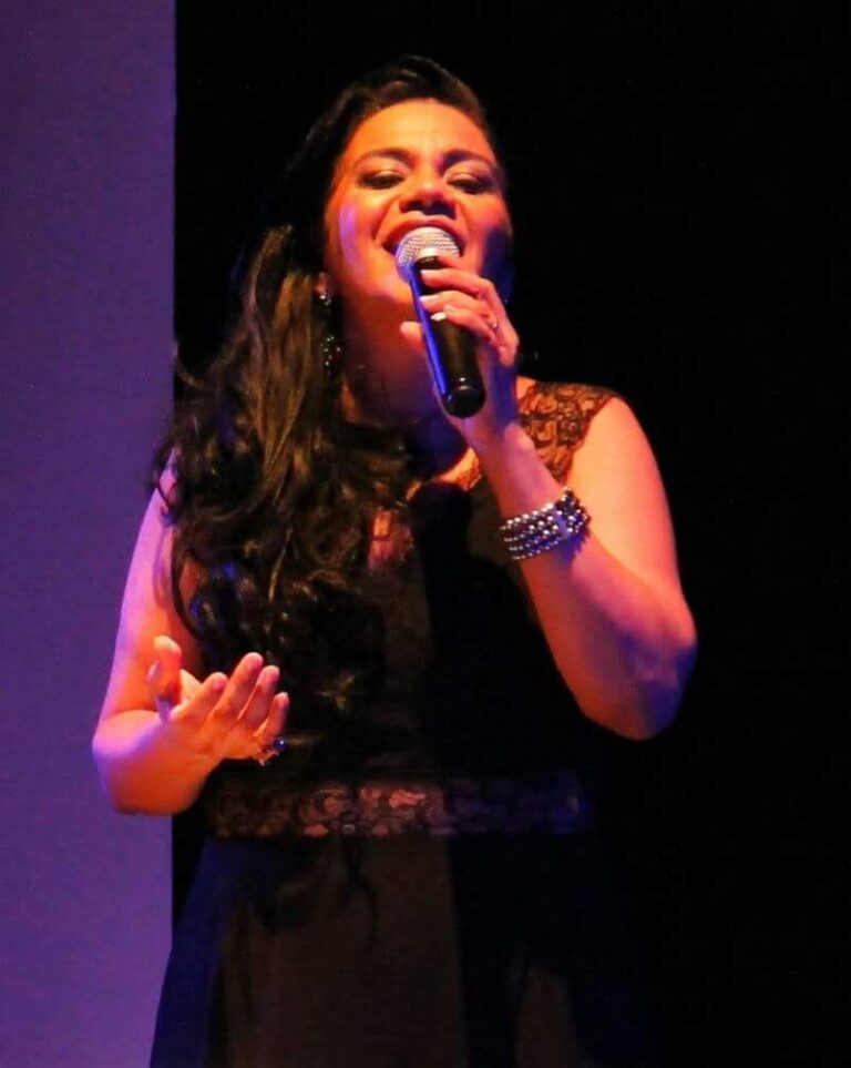 O AMOR É SIMPLESMENTE O AMOR