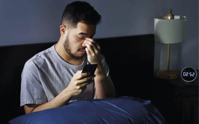 Especialistas têm examinado possíveis ligações entre distúrbios do sono e cognição em vários estágios da vida