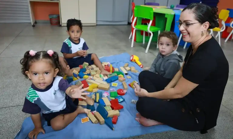 Na Escola Municipal Wilson Bahia de Souza, no Curió-Utinga, são atendidas crianças de 6 meses a 3 anos, em turmas de Berçário e Maternal.