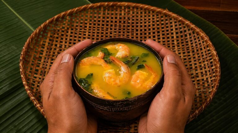 Tacacá: como fazer em casa a receita tradicional de Belém.