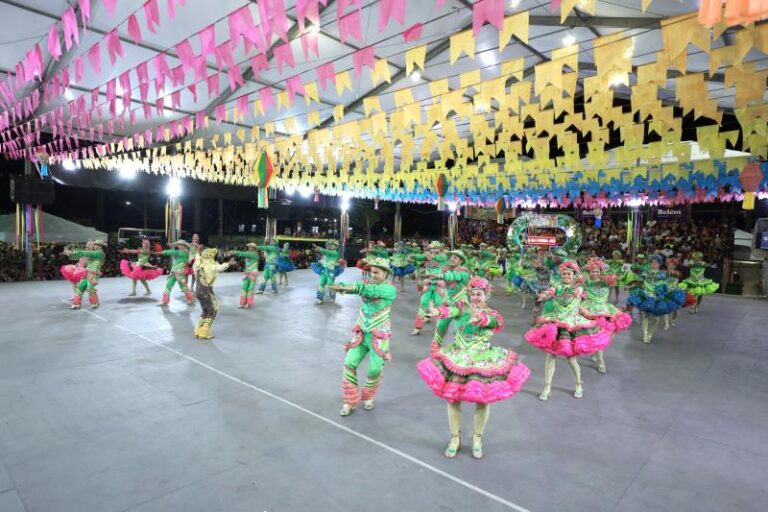 Arraial de Belém 2026 sacode a Praça Dorothy Stang com quadrilhas