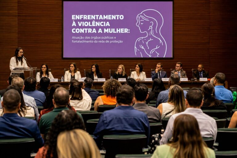 Belém promove encontro inédito da rede de proteção às mulheres
