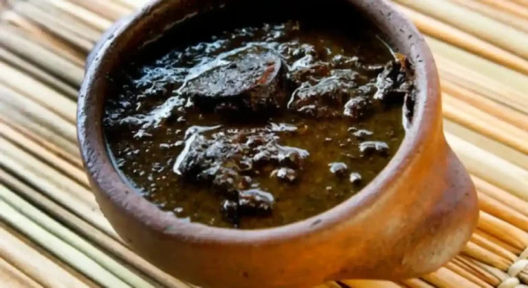 Como a mandioca venenosa virou a base da culinária do Pará