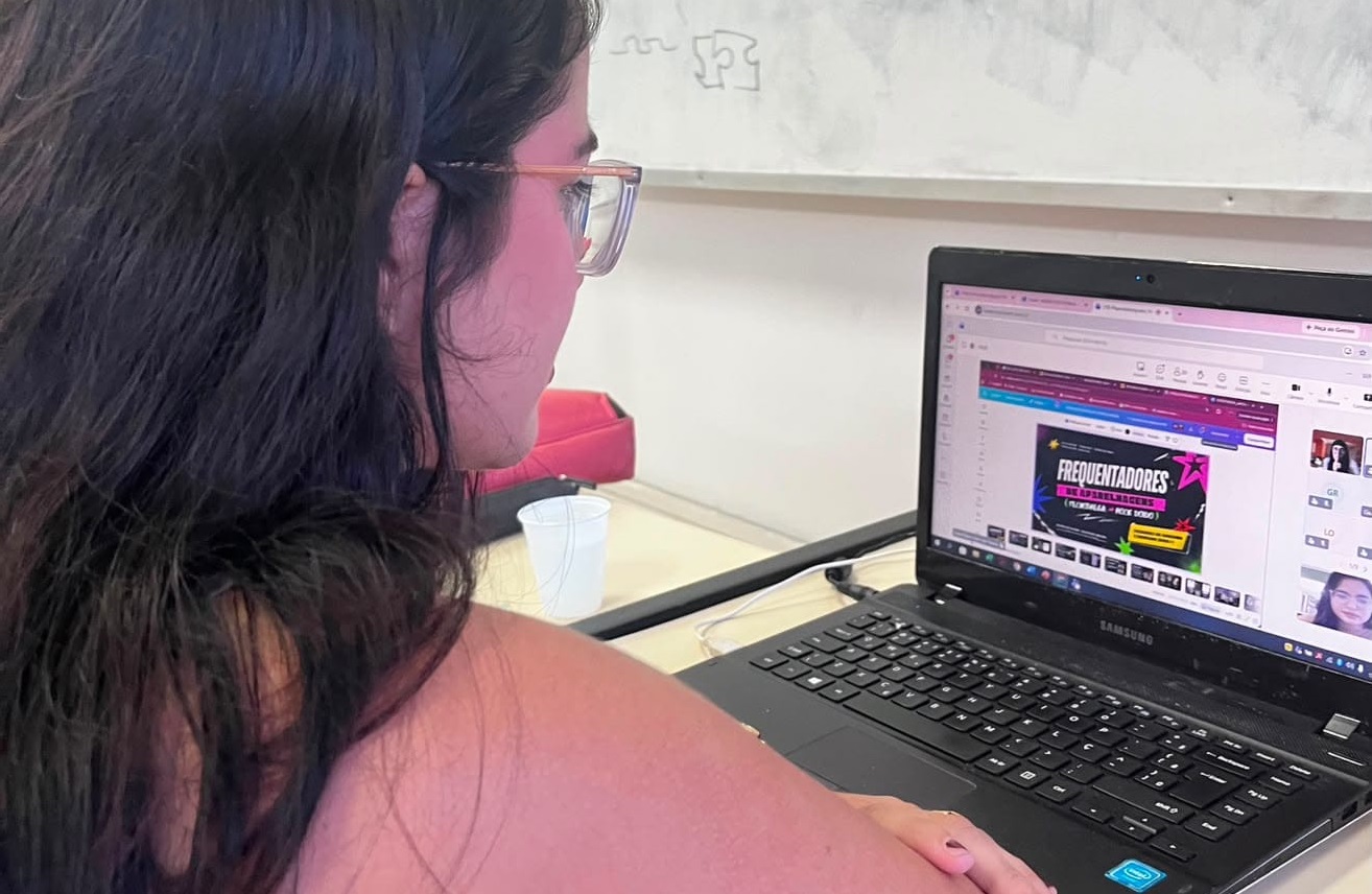 Alunas da UNAMA vencem concurso nacional com tecnobrega Alunas da UNAMA vencem concurso nacional com tecnobrega