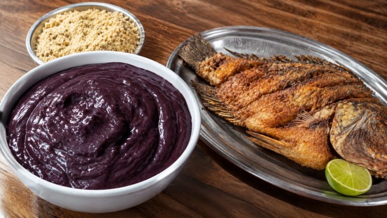 Açaí com peixe frito: aprenda a preparar a receita tradicional paraense