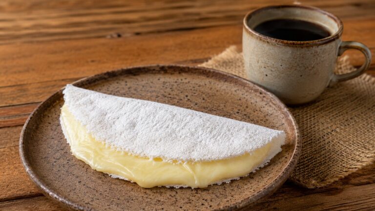 Tapioca recheada: 5 versões salgadas que sustentam
