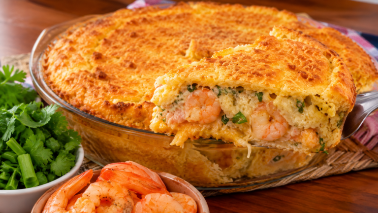 Torta cremosa de camarão: receita paraense para impressionar no almoço de domingo