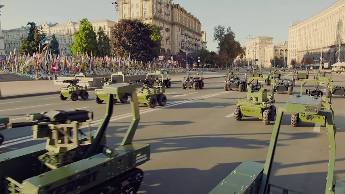 Ucrânia troca tanques por robôs e drones no desfile de 35 anos após 4 anos e meio de invasão Ucrânia troca tanques por robôs e drones no desfile de 35 anos após 4 anos e meio de invasão