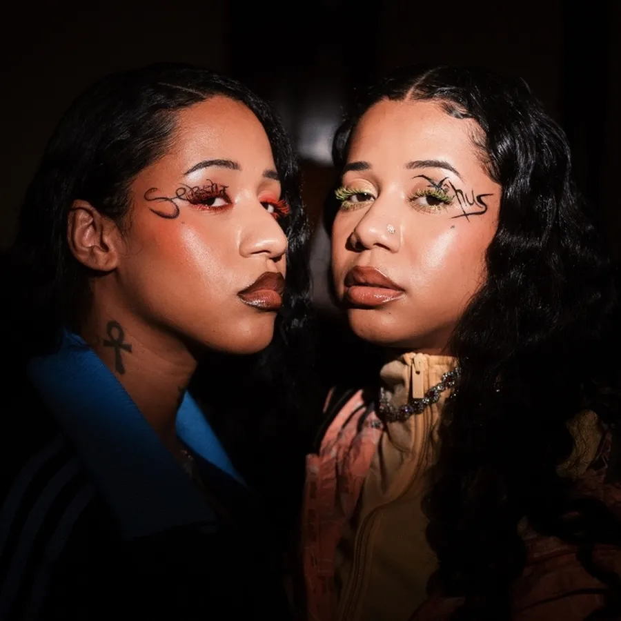 Tasha & Tracie fazem show no Bar da Residência em Belém