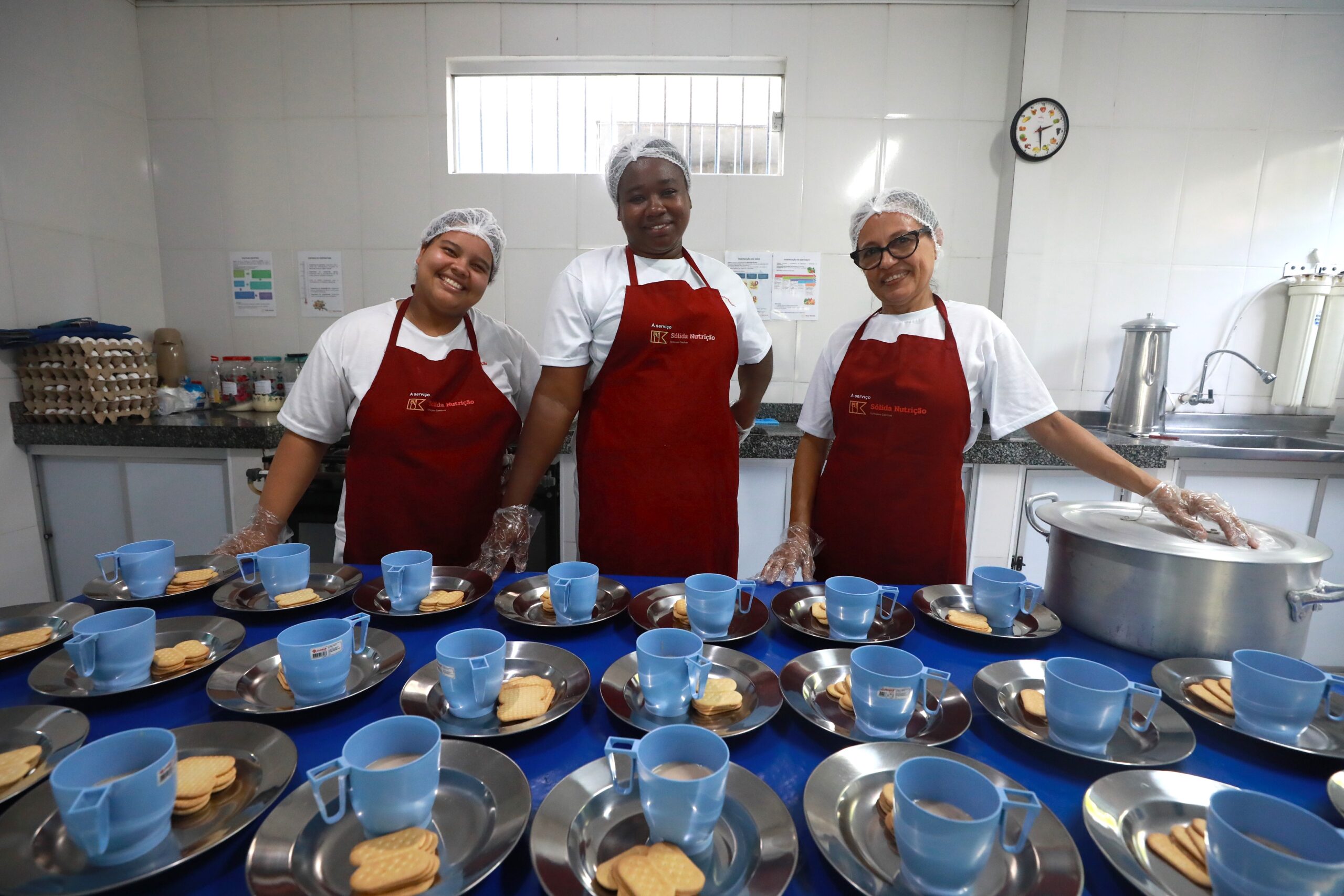 Merendeiras ganham destaque com ampliação dos investimentos na alimentação escolar de Belém Merendeiras ganham destaque com ampliação dos investimentos na alimentação escolar de Belém