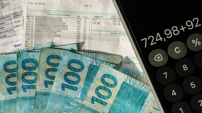 Dinheiro esquecido nos bancos: como consultar e sacar os R$ 5,8 bilhões do Valores a Receber