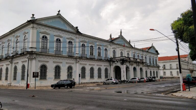 28 de outubro é feriado? Dia do Servidor Público 2026 cai numa quarta: veja quem folga no Pará