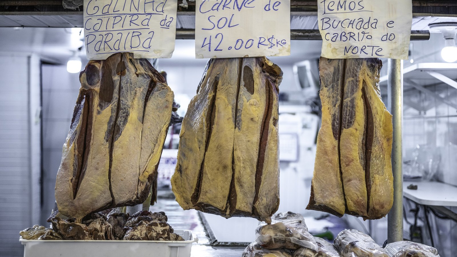 Carne de sol no forno: como dessalgar, quanto tempo assar e o ponto para não ficar dura Carne de sol no forno: como dessalgar, quanto tempo assar e o ponto para não ficar dura